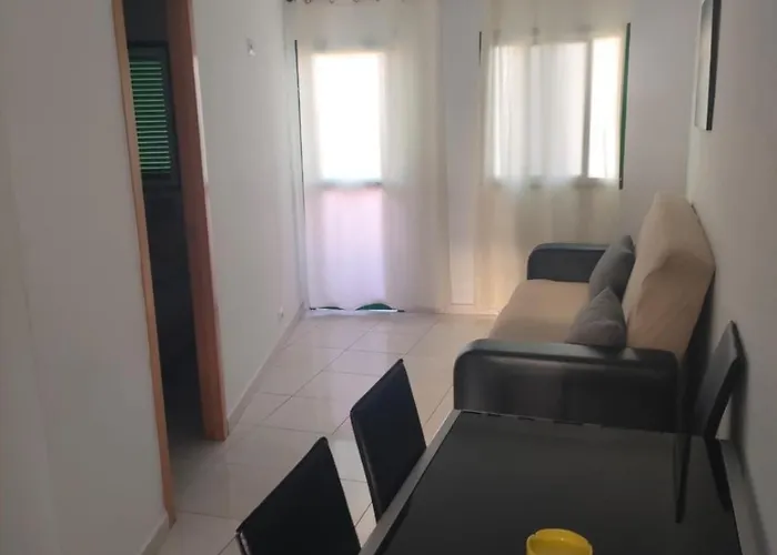 Canarian Havaii En Faluas *